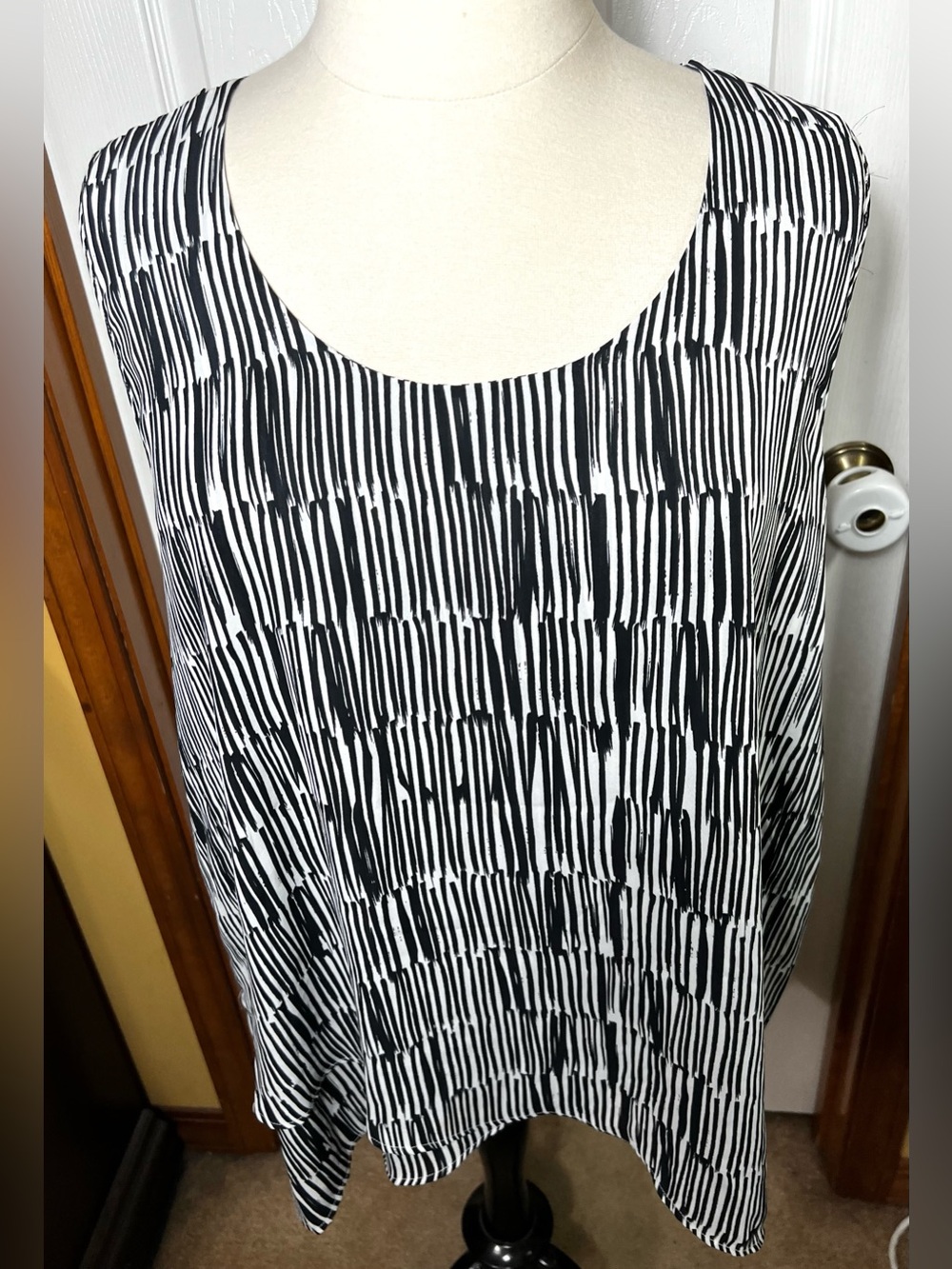 Lightweight Tank Top Sleeveless Blouse Black/White Striped Plus Size 3X